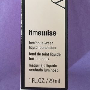 Mary Kay luminous foundation beige 2